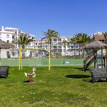 F04 Bahia Playa -